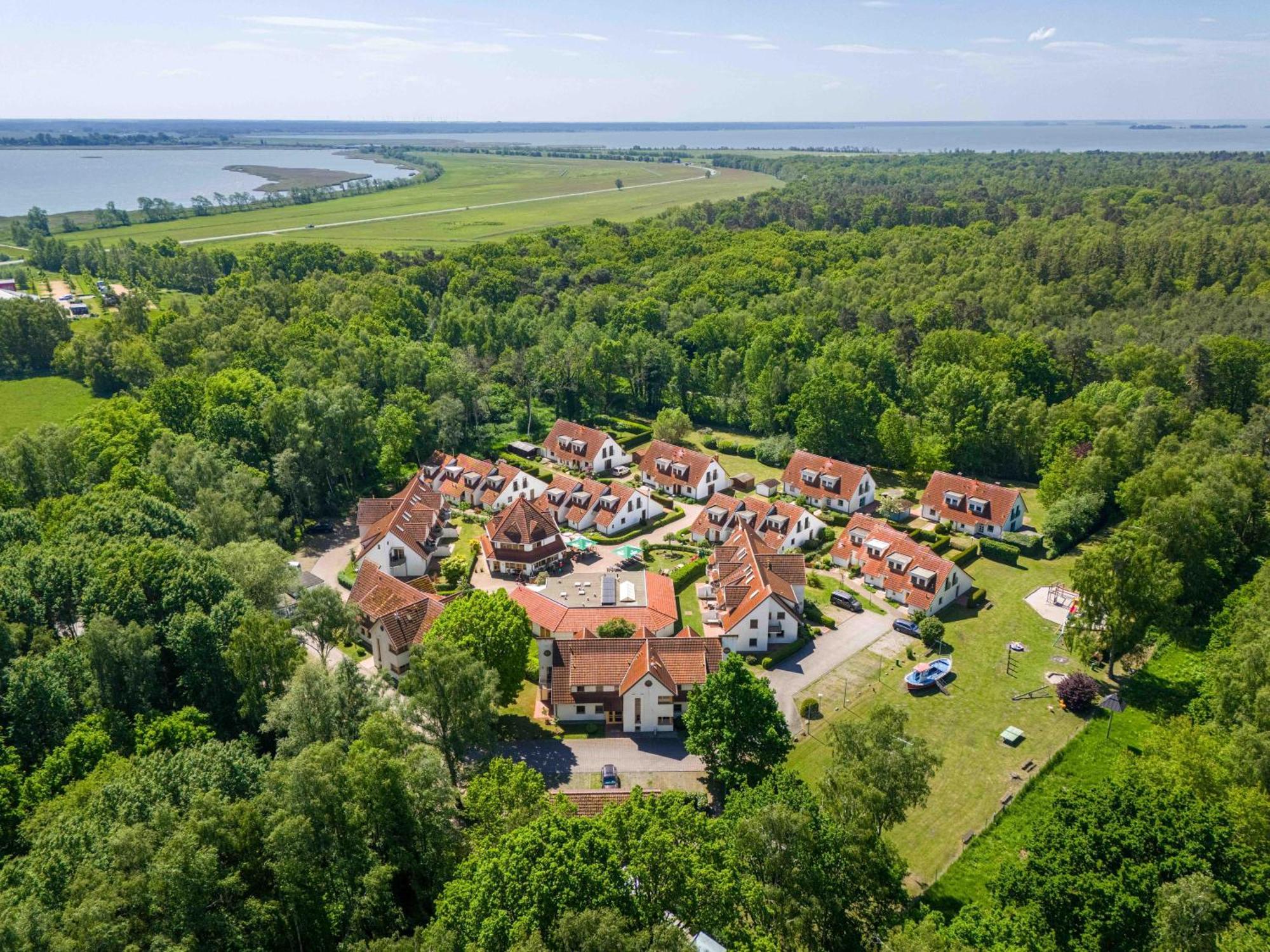Ferienpark Freesenbruch Wohnung 4 2 - Ostseeperle Zingst Exterior photo